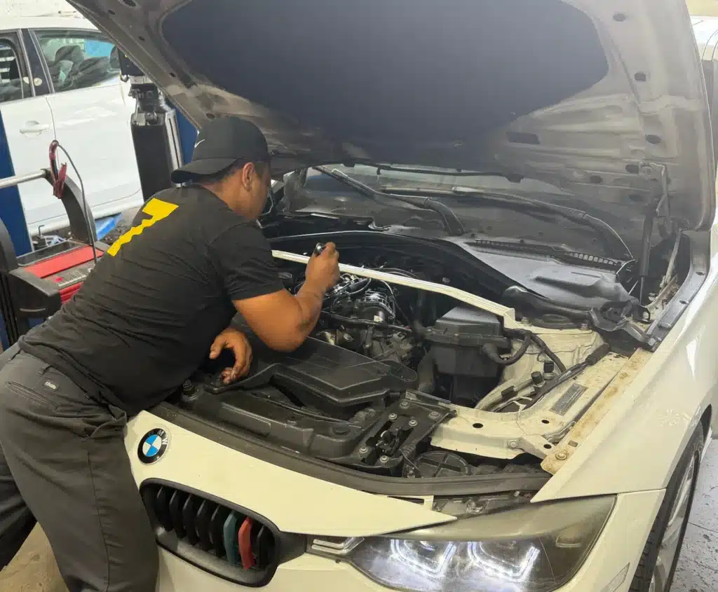 BMW Shaking While Accelerating Symptoms in Hollywood, FL