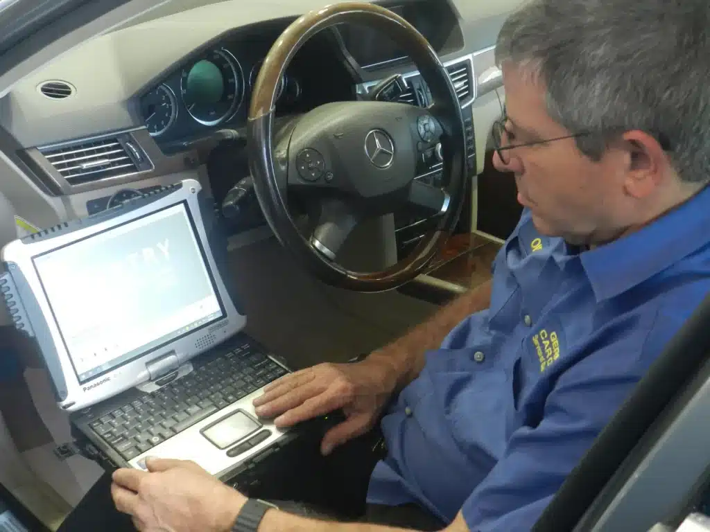 Mercedes Diagnostics and Warning Light Service in Hollywood, FL
