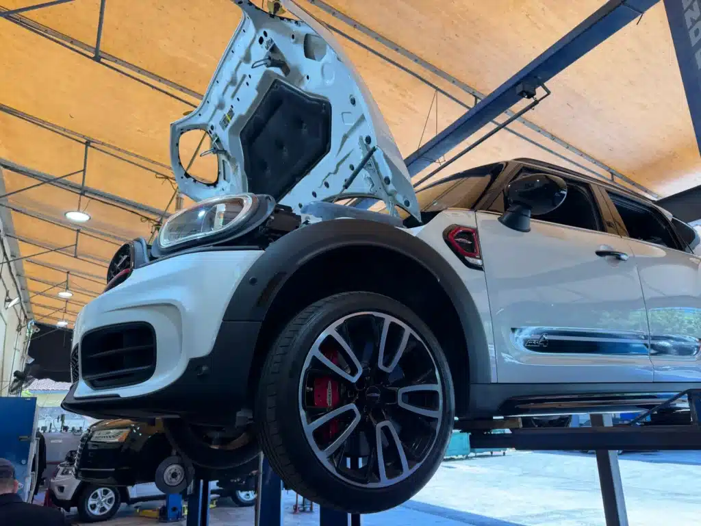 Signs Your Mini Needs Brake Service in Hollywood, FL