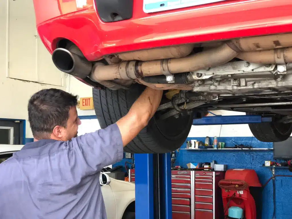 Porsche Suspension Noise Symptoms in Hollywood, FL