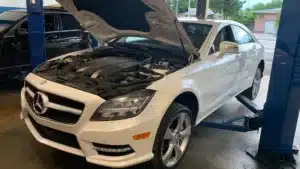 Mercedes repair services in Hollywood, FL ensuring luxury performance